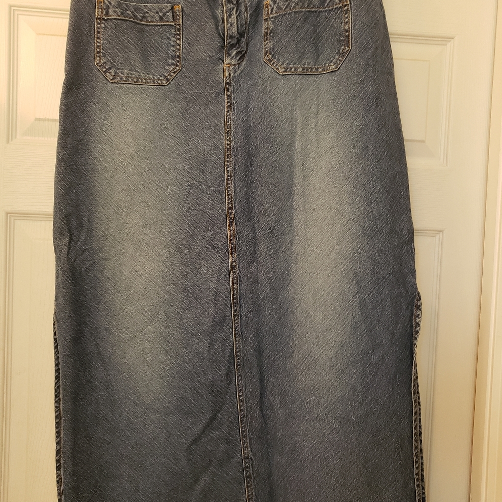 Long jean skirt